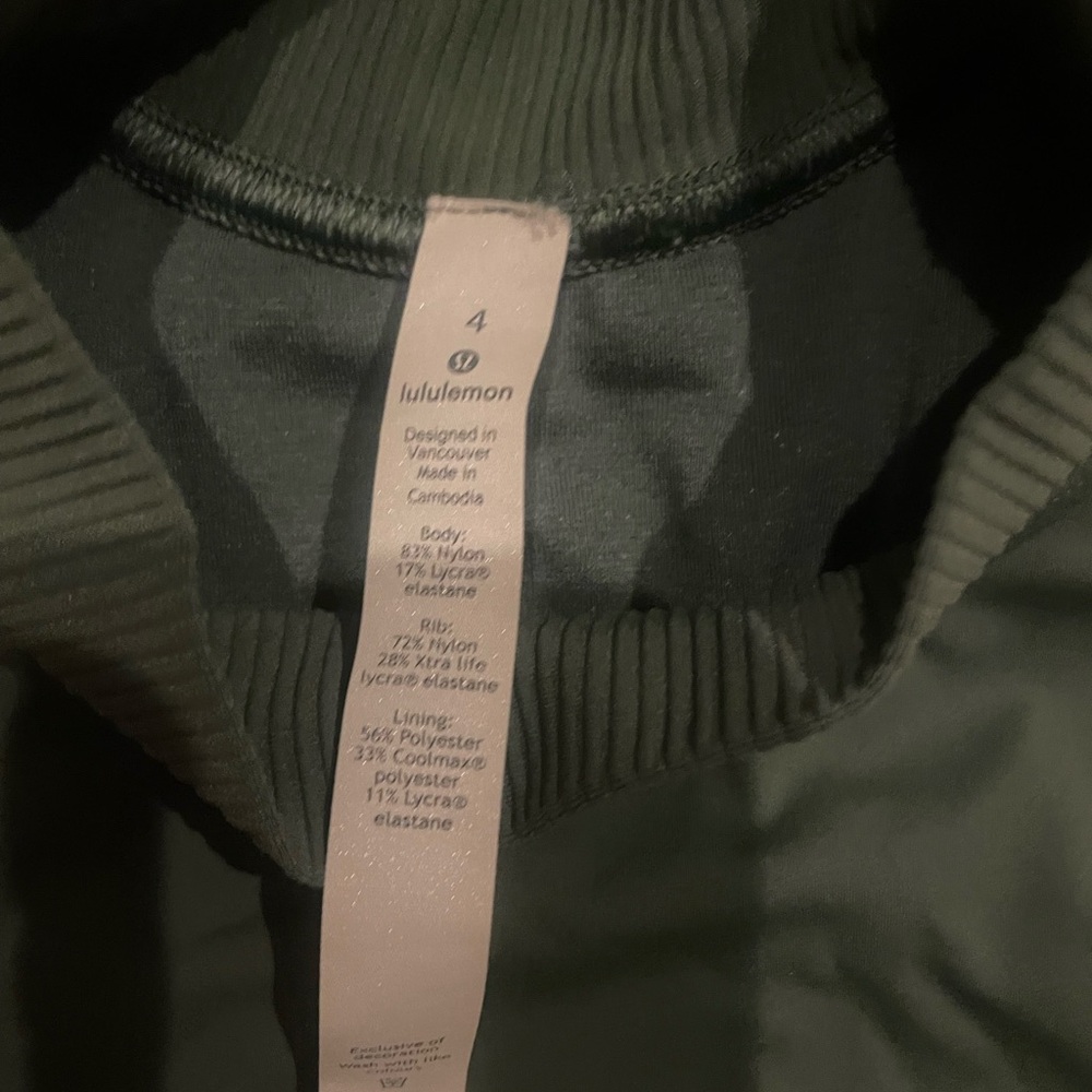 Lululemon size 4 green tank
